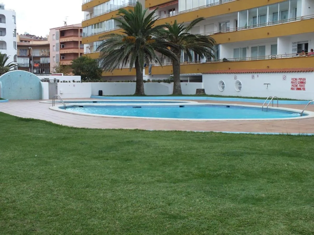 Apartamento En Primera Linea De Playa Con Piscina Y Terraza En Roses - Es-204-5 ספרד